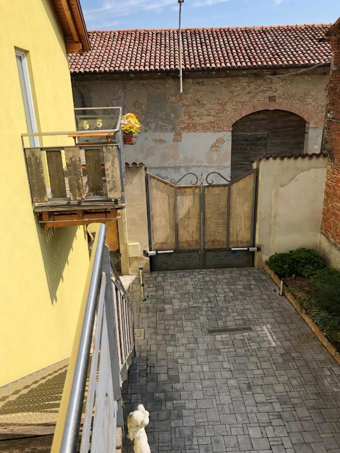 Appartamento Incantevole Con Parcheggio Privato Casteldidone Exterior foto